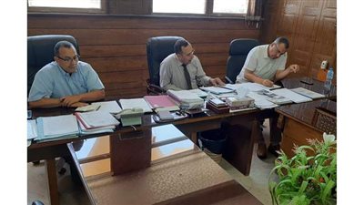 محافظ شمال سيناء يؤكد علي أهمية التحول الرقمي قبل بداية العام الدراسي الجديد