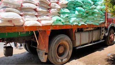 ضبط 11 ألف كيلو دقيق مجهول المصدر وتحرير 24 مخالفة تموينية بالمنيا