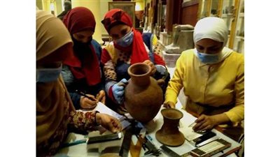 تسجيل وتوثيق فخار المتحف المصري من عصر ما قبل التاريخ وحتى العصر اليوناني الروماني| صور