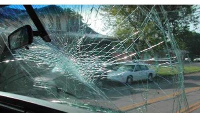 الارتفاع المستمر لدرجات الحرارة يعرض  زجاج سيارات للسرطان