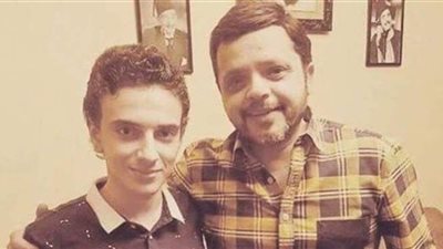 بعد مشاركته مع هنيدي.. أسامة طلبة يكشف تفاصيل بطولة ”السيف الأزرق“