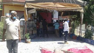 إزالة كافيتريات وأكشاك خشبية على مصرف شبراقاص بالغربية