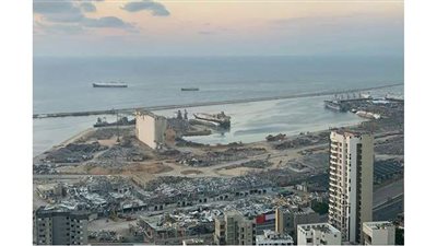 الفنانة نادين نسيب تنشر صورا جديدة ترصد حجم الدمار بمرفأ بيروت