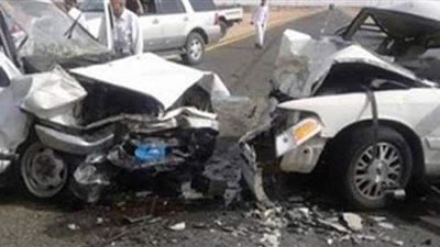 بالأسماء.. مصرع شخصين وإصابة ١٦ شخصا في انقلاب ربع نقل بأسيوط