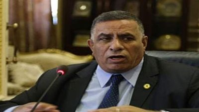 اتحاد عمال مصر يدعو ملايين العمال للاستمرار في الإجراءات الاحترازية لمواجهة كورونا