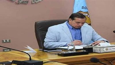 جامعة سوهاج تواصل فتح باب التقدم للالتحاق ببرنامج علوم الأعمال بنظام التعليم المدمج