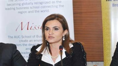 وزيرة التعاون الدولي تصل مطار القاهرة قادمة من نيويورك