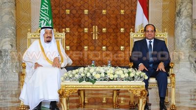 «المسكوت عنه في زيارة الملك سلمان».. مخاوف من موافقة السعودية على إنشاء قواعد تركية بـ«تيران وصنافير».. والجسر البري يدمر شرم الشيخ ويدعم مشروع الرياض لتعويض خسائر النفط