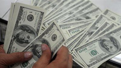 ضبط صاحب محل مجوهرات يتاجر في العملة بالفيوم