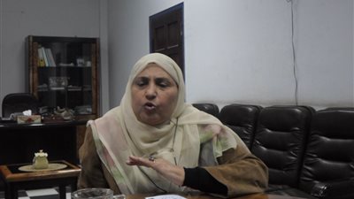 لجان من قومي المرأة بـ