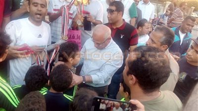 بالصور.. تكريم الفائزين في يوم الوفاء لرموز الرياضة ببورسعيد