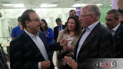 وزير الاتصالات يثني على أداء مجمع برج العرب الإبداعي