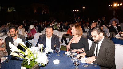 بالصور.. إلهام شاهين ودرة وهشام عباس في حفل «المصرية للتوحد»