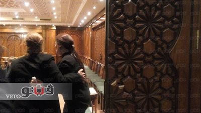 بالفيديو والصور.. وصول سيمون وتامر حبيب لعزاء والد أمير طعيمة