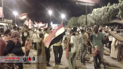 بالصور.. أهالي أسوان يحتفلون بـ«تنصيب السيسي» على أنغام «تسلم الأيادي»