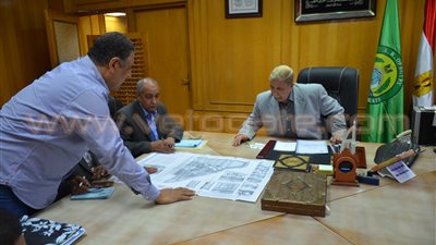 بالصور.. مناقشة ضم 5 أفدنة من أرض النخيل إلى النادي الإسماعيلي