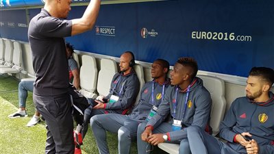 «كومباني» يؤازر بلجيكا في لقاء أيرلندا