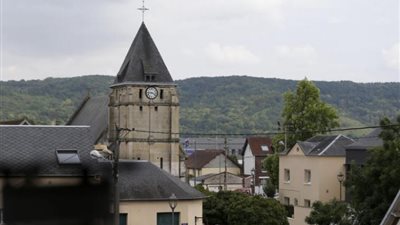 قافلة السلام بفرنسا تزور عددا من الكنائس بمدينة روان