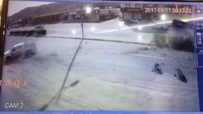 بالفيديو.. العناية الإلهية تنقذ سائقا من حادث مروع بالسعودية