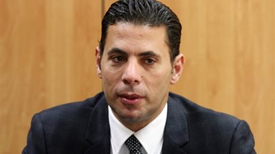 حساسين يطالب بتجميد حزب البناء والتنمية بعد انتخاب «الزمر» رئيسا