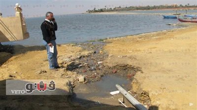 «البيئة»: ضبط قرية سياحية تلقي بالصرف في بحيرة قارون