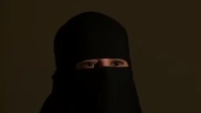 بالفيديو.. رجل أعمال سعودي يستعين بصديقه لتعذيب زوجته بعد 10 أيام من الزواج