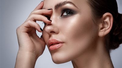 خطوات تطبيق مكياج «الباستيل الصيفي» كالمحترفات