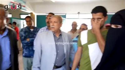 بالفيديو.. محافظ الإسماعيلية يتدخل لتسليم جثة أب لأبنائه