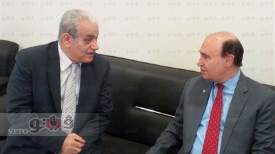 وكيل «تعليم الإسماعيلية» يناقش مع مميش تطوير المنظومة