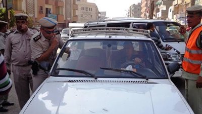ضبط 295 سائقا يتعاطون مخدرات أثناء القيادة خلال أسبوع