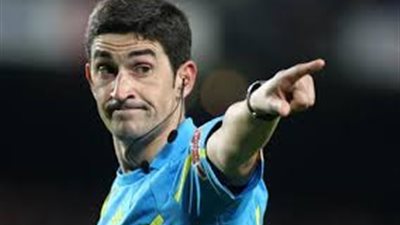 الإسباني مايينكو حكمًا لمباراة روما وشاختار بدوري الأبطال