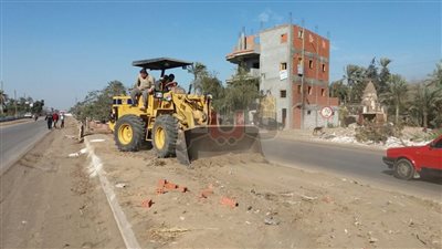 تهالك طريق «ميت غمر – الزقازيق» ينذر بكارثة بعد تكرار الحوادث (صور)