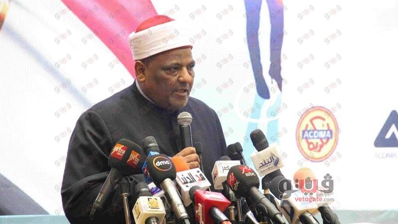 الدكتور عباس شومان،