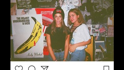 بالصور.. أسرة عمرو دياب تتجاهل تهنئته بعيد ميلاده