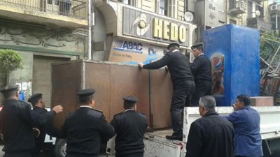 ضبط 41 تاجر مخدرات و329 مخالفة مرافق خلال حملة بالجيزة