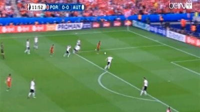 بالفيديو.. «ناني» يهدر فرصة انفراد أمام شباك النمسا