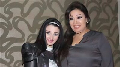 الليلة.. صافيناز ضيفة «فيفي عبده» في برنامج «أحلى مسا»