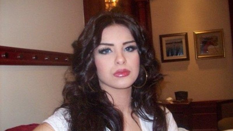 الفنانه نهلة زكى