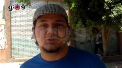 بالفيديو.. مراقبو الثانوية العامة يمنحون الطلاب 