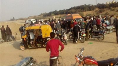 أول صور لضحايا انفجار عبوة ناسفة في «توك توك» بالشرقية