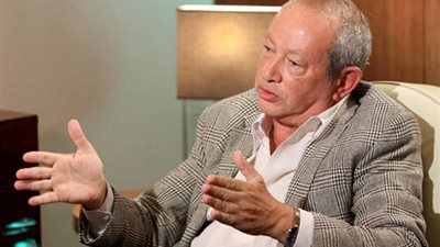 «ساويرس» يناشد رجال الأعمال توجيه تبرعاتهم لخلق فرص عمل جديدة