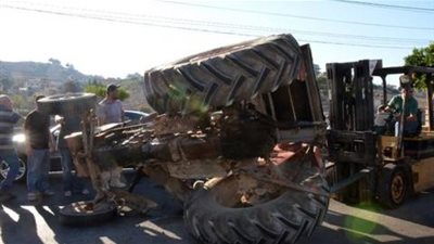 مصرع مسن في انقلاب جرار زراعي بالبحيرة