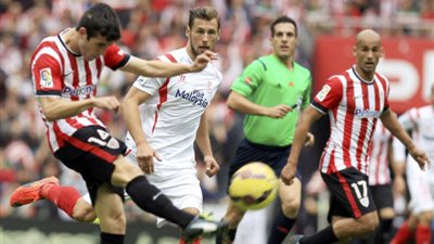 إشبيلية يتعادل سلبيا مع أتلتيك بيلباو بالشوط الأول