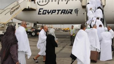 «مصر للطيران» تنقل 4480 حاجا على متن 26 رحلة جوية