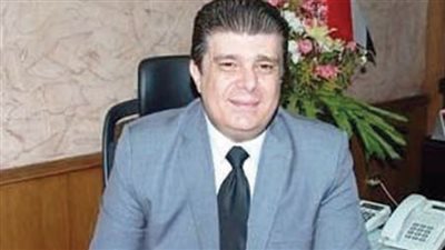 وزير الثقافة يكرم رئيس قطاع القنوات المتخصصة في ماسبيرو