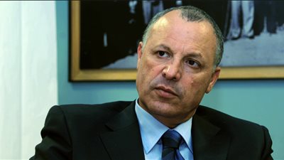 مصدر: الكاف وراء عدم سفر علام لدعم أبوريدة في انتخابات «فيفا»