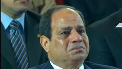 لماذا يبكي الرئيس؟ علماء النفس يجيبون.. فرويز: حساس وسريع التأثر بالمواقف الإنسانية.. عدم تقدير جهوده أحد الأسباب.. عبد العظيم: يحب البلد ويتألم لمعاناة البسطاء