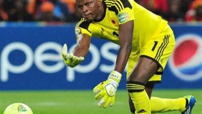 حارس أنجولا: مباراة جنوب أفريقيا «مصيرية»