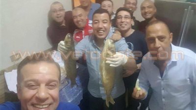 «أكلة فسيخ» تجمع أشرف عبد الباقي وشريف منير