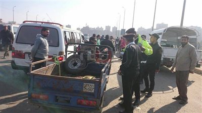 حملات مرورية على الطرق لإزالة الإشغالات والكشف عن المخدرات (صور)